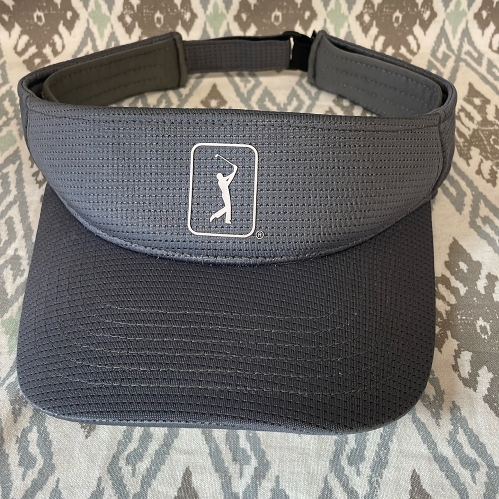 Men’s golf visor